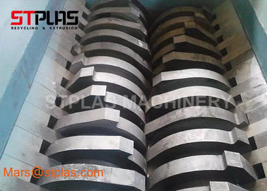 Double Shaft Aluminum Can Shredder / Waste Type Tin Can Shredder 22~90KW
