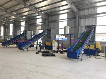 Automatic Pet Pe Pp Pvc Abs Plastic Crusher Machine With Low Noise 300-2000kg/h